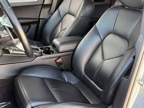 2020 Porsche Macan S