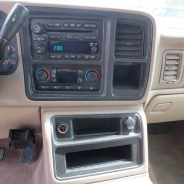 2005 Chevrolet Suburban 2500 LS