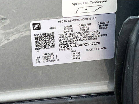 2023 GMC Acadia AT4