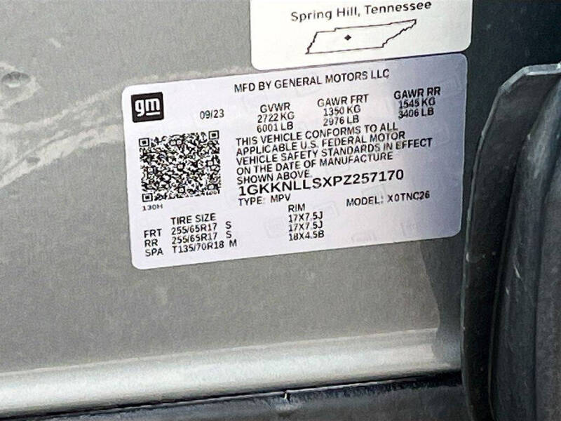 2023 GMC Acadia AT4