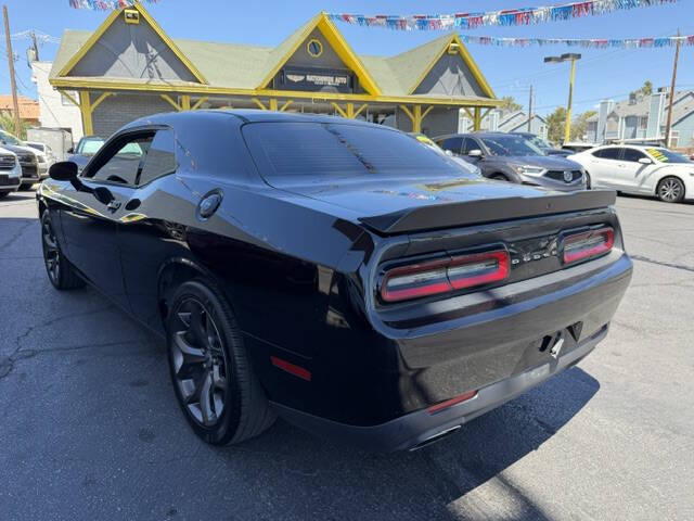 2017 Dodge Challenger