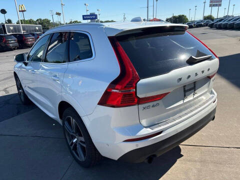 2019 Volvo XC60 T5 Momentum