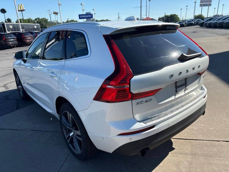 2019 Volvo XC60 T5 Momentum