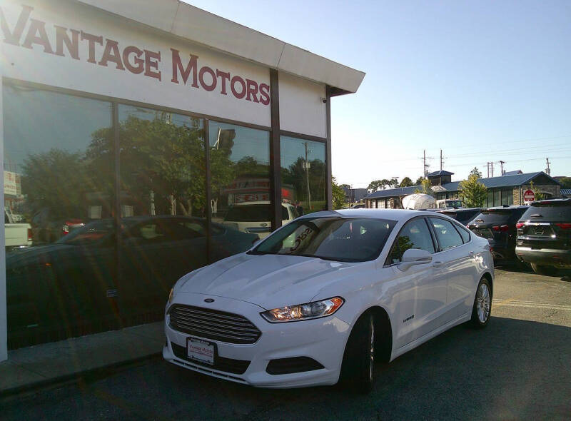 2016 Ford Fusion Hybrid SE