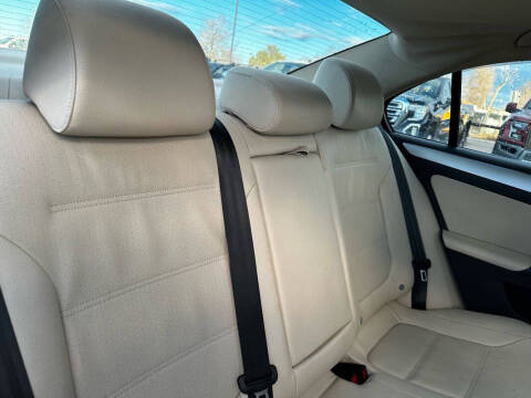 2012 Volkswagen Jetta