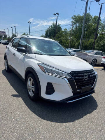 2023 Nissan Kicks S