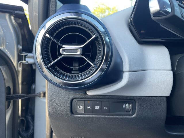 2026 Chevrolet Equinox EV LT 2