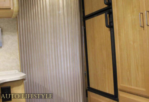 2014 Ford E-Series E-450 SD