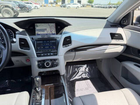 2015 Acura RLX w/Tech
