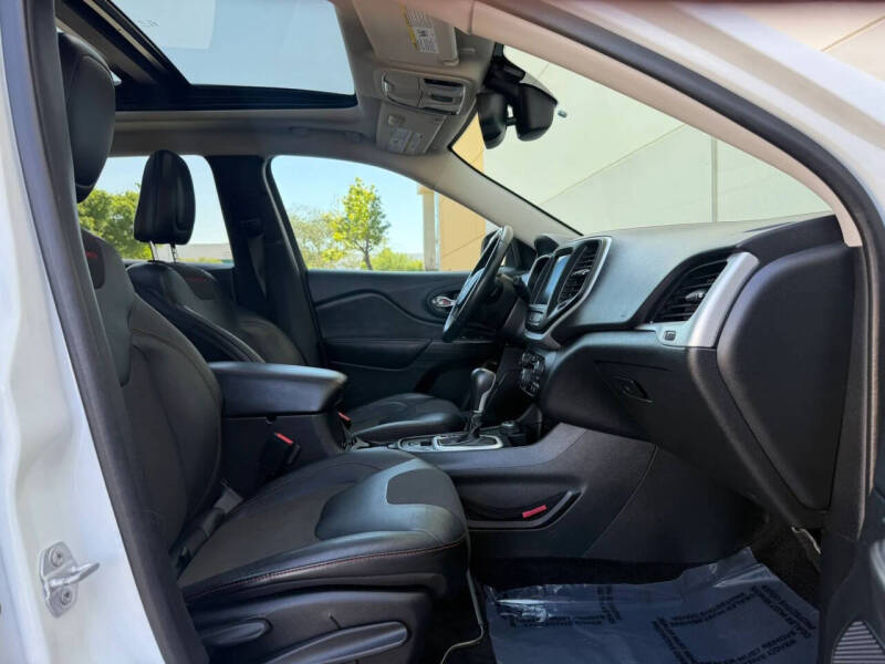 2015 Jeep Cherokee Trailhawk