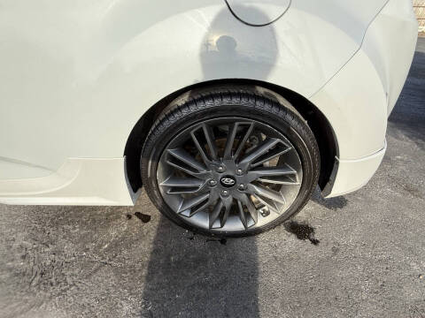 2013 Hyundai Veloster RE MIX