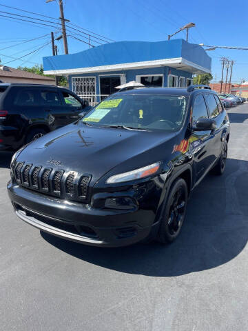 2017 Jeep Cherokee Sport