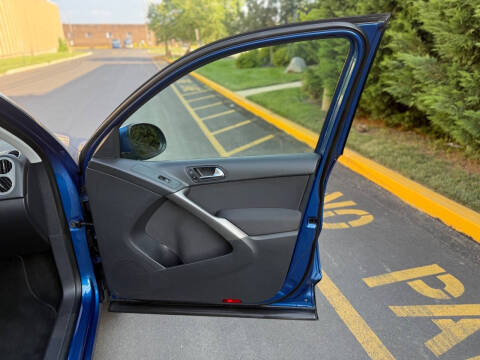 2009 Volkswagen Tiguan SE 4Motion