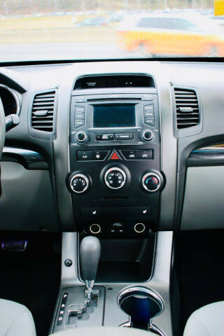 2013 Kia Sorento LX