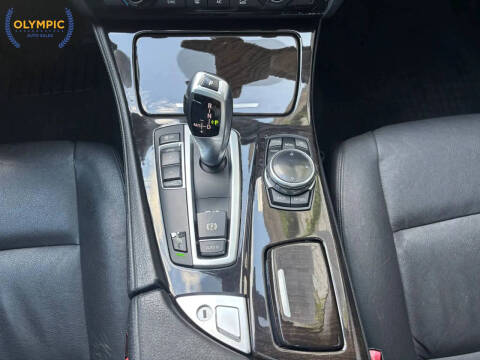 2015 BMW 5 Series 528i