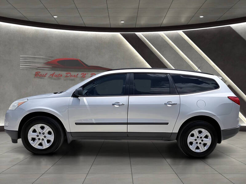 2011 Chevrolet Traverse LS
