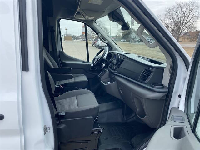 2025 Ford Transit 250
