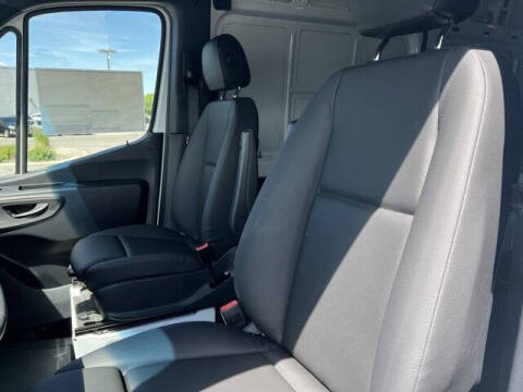 2025 Mercedes-Benz Sprinter 2500