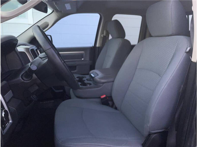 2013 RAM 1500 SLT