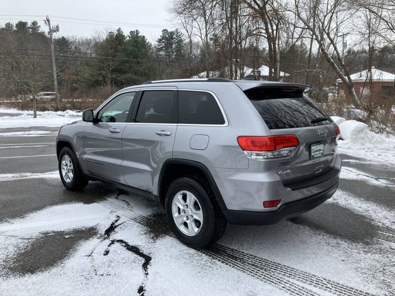 2017 Jeep Grand Cherokee Laredo
