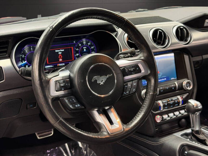 2022 Ford Mustang EcoBoost Premium