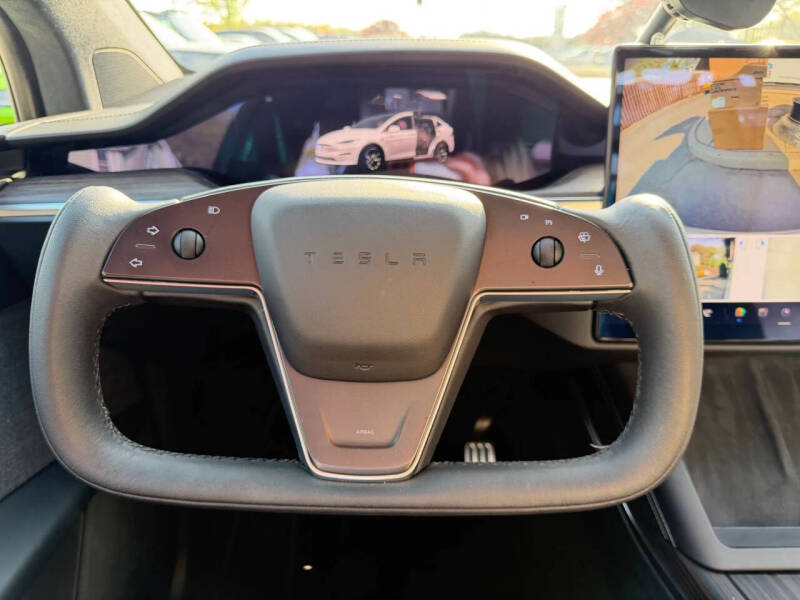 2023 Tesla Model X Standard Range