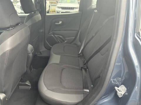 2023 Jeep Renegade Altitude