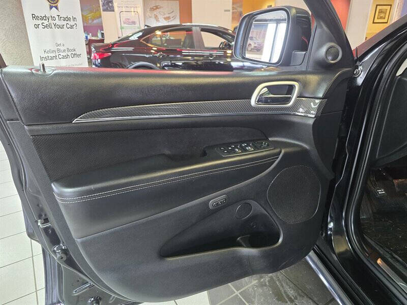 2012 Jeep Grand Cherokee SRT8