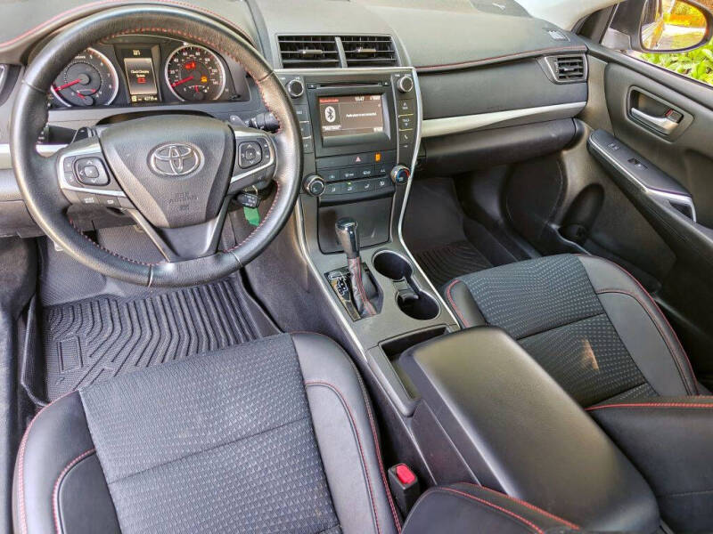 2015 Toyota Camry LE