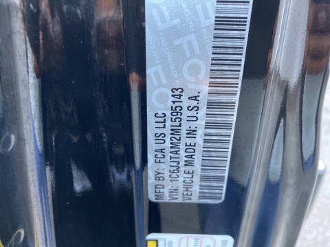 2021 Jeep Gladiator Willys