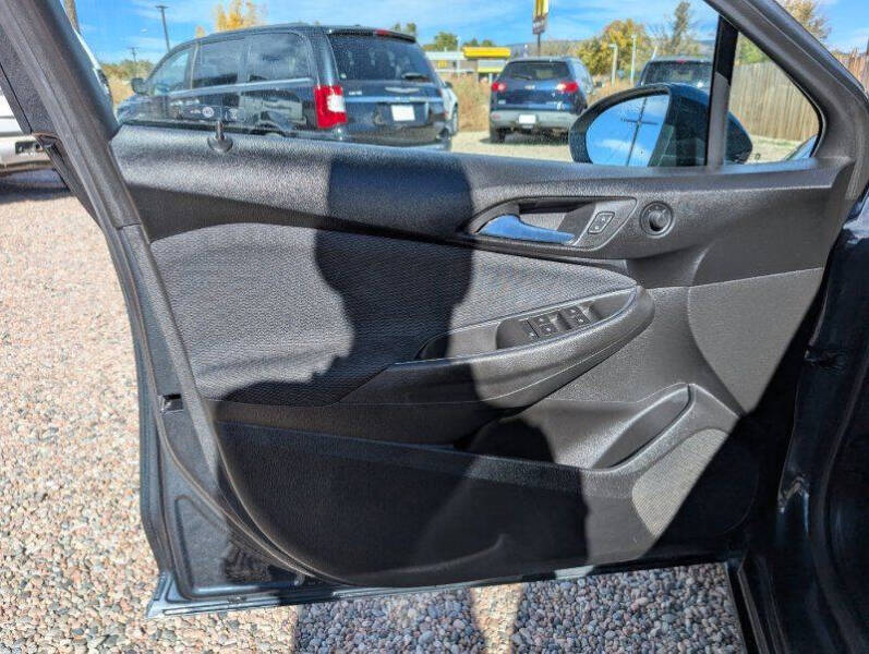 2017 Chevrolet Cruze LT Auto