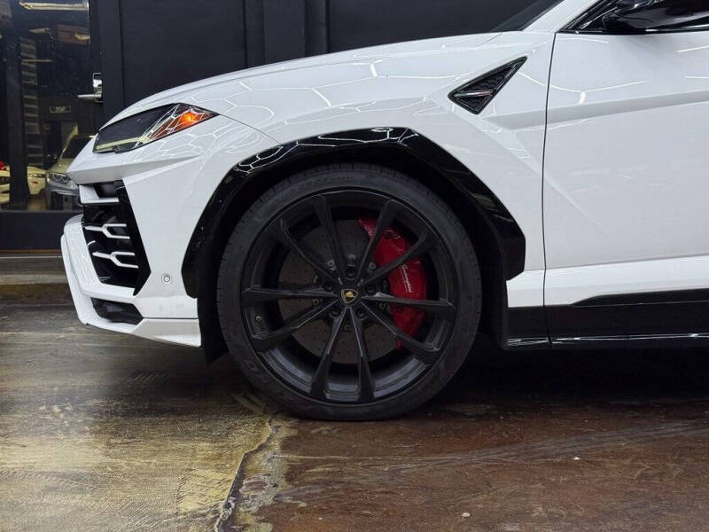 2019 Lamborghini Urus