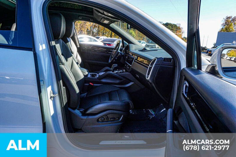 2023 Porsche Cayenne