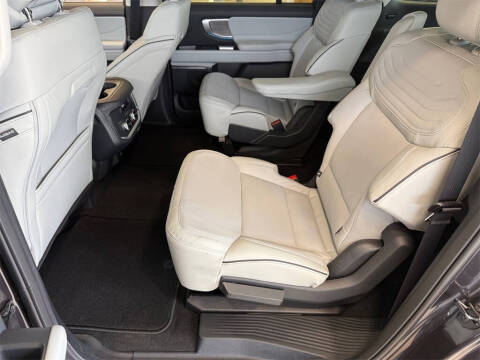 2026 Ford Expedition MAX Platinum