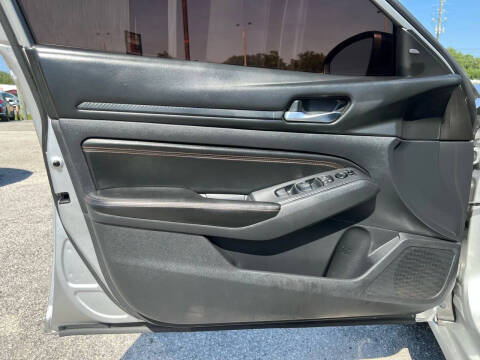 2019 Nissan Altima 2.5 SR