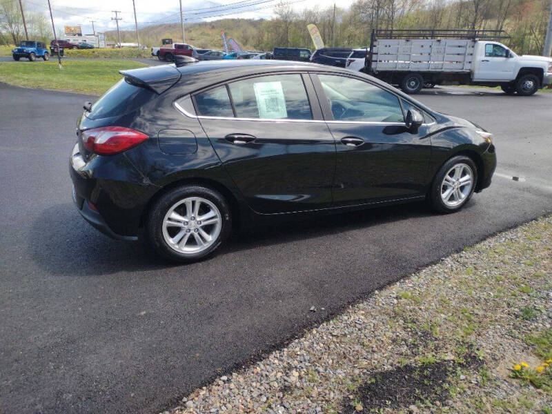 2017 Chevrolet Cruze LT Auto