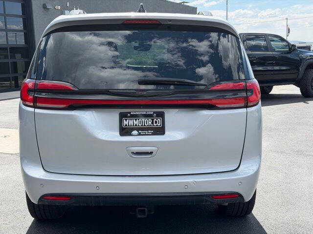 2024 Chrysler Pacifica Limited