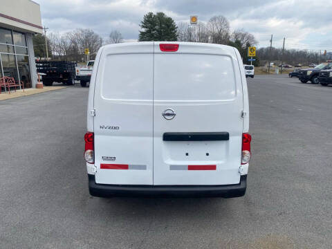 2021 Nissan NV200 S