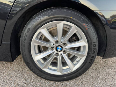 2016 BMW 5 Series 528i