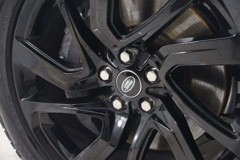 2023 Land Rover Discovery P360 S R-Dynamic