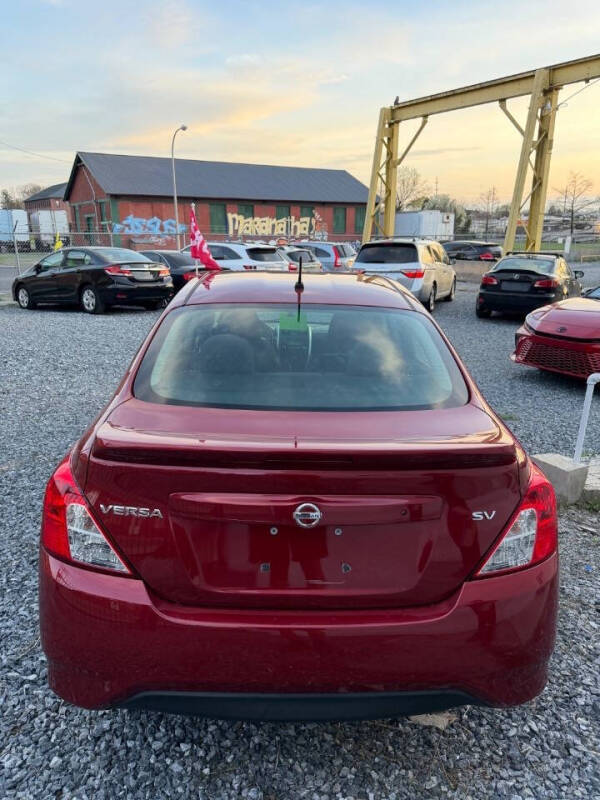 2017 Nissan Versa 1.6 SV