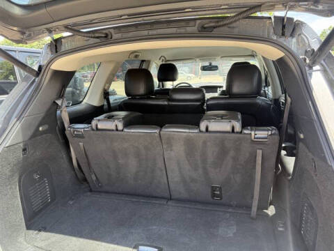 2020 Nissan Pathfinder SL