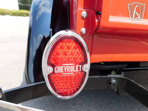 1933 Chevrolet Apache