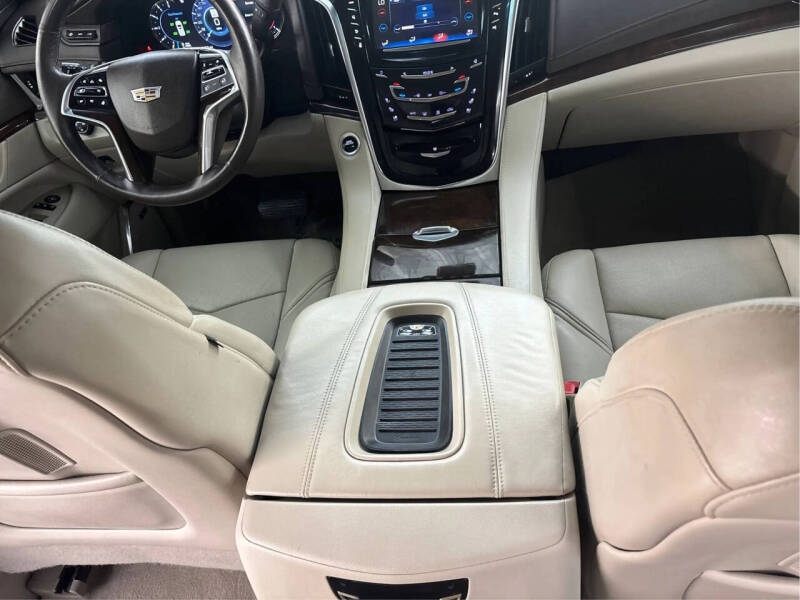 2017 Cadillac Escalade Premium Luxury