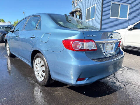 2013 Toyota Corolla LE