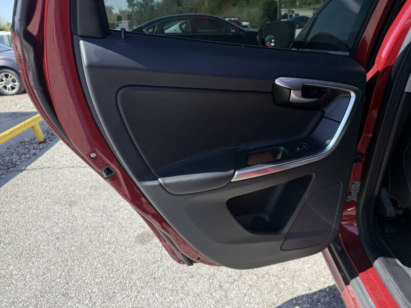 2017 Volvo XC60 T6 Dynamic
