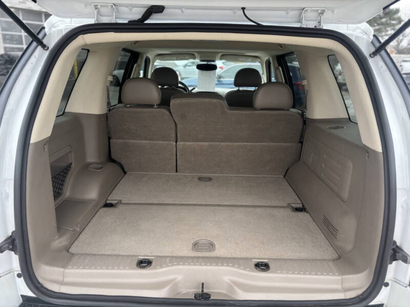 2005 Ford Explorer Eddie Bauer