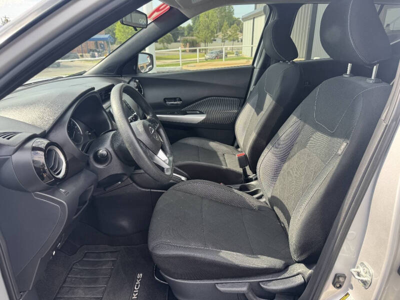 2019 Nissan Kicks SV