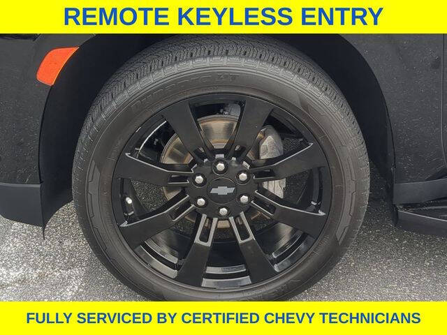 2023 Chevrolet Suburban RST