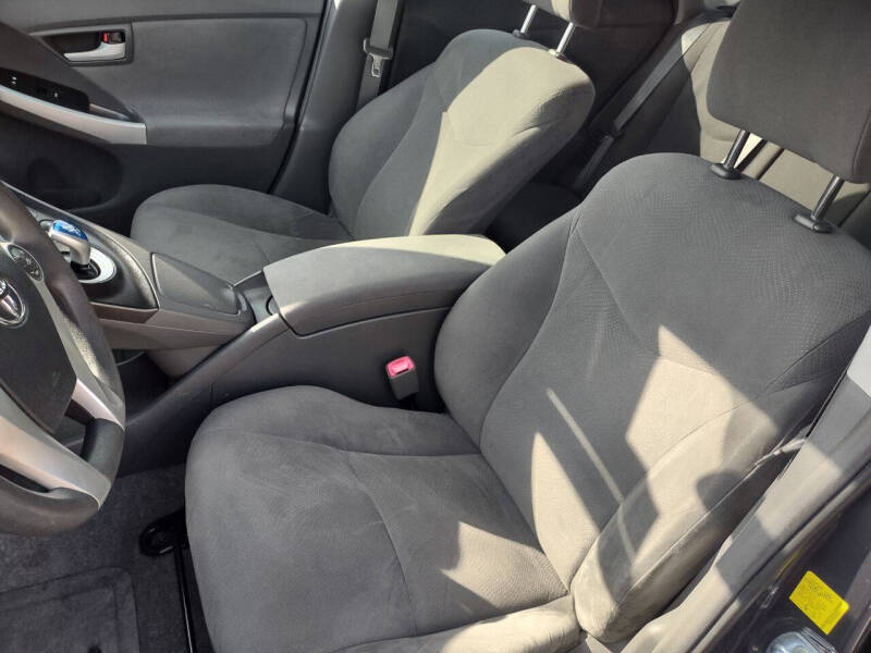 2010 Toyota Prius II